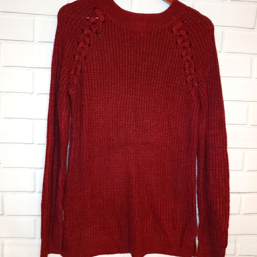 Perfect‎ SO red sweater with laced shoulder Size M